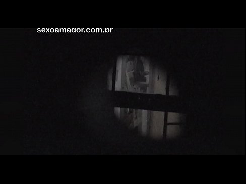 ❤️ Blondinko na skrivaj snema voajer iz soseske, skrit za votlimi opekami Pravi pornič na sl.amourpassionfever.ru ❤